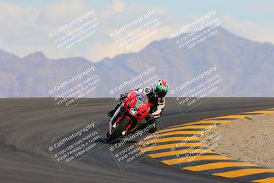 media/Oct-03-2022-Moto Forza (Mon) [[5f077a3730]]/Intermediate Group/Session 5 (Turn 12)/